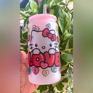 New! Frosted hello kitty glass cup with lid and straw🩷